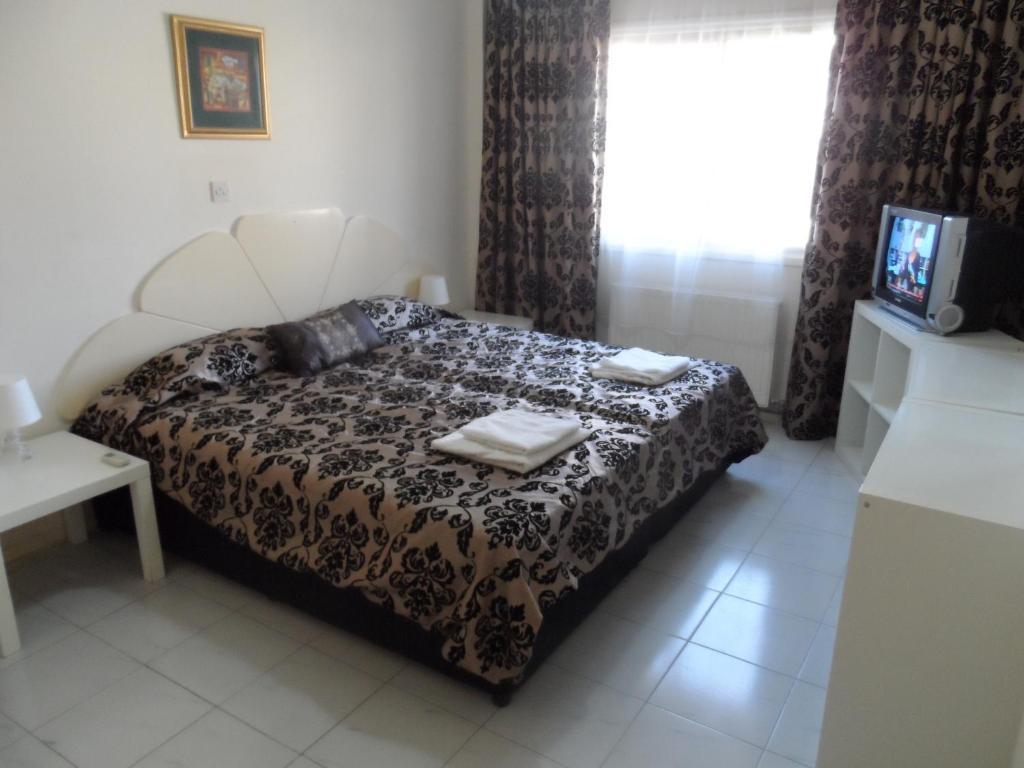 Geotanya Apartments Limassol Chambre photo