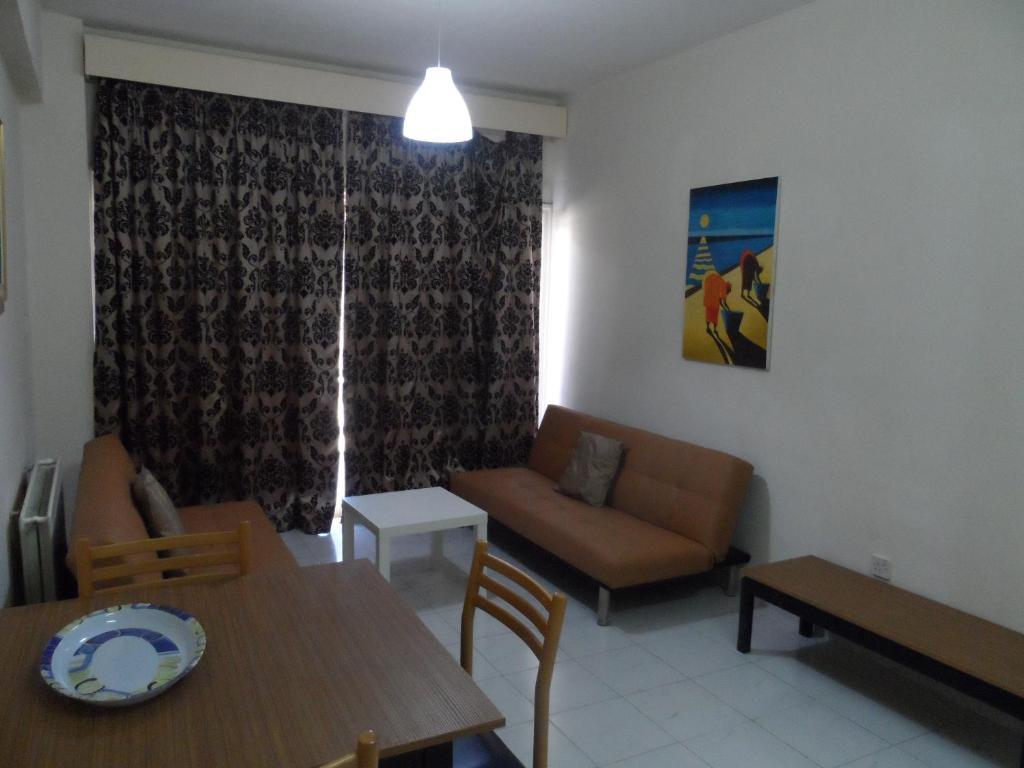 Geotanya Apartments Limassol Chambre photo